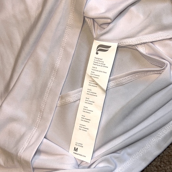 NWT Fabletics White Blake Open Back Tank - size M - Picture 4 of 6